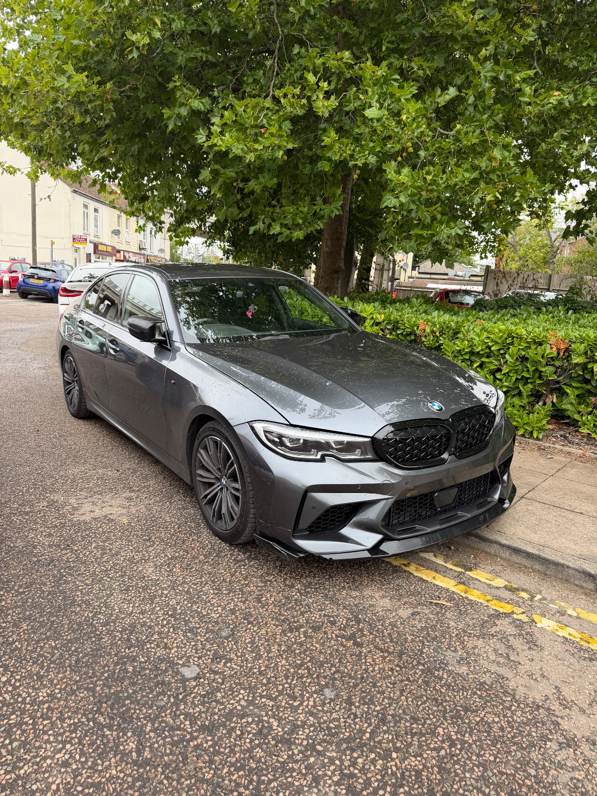BMW 3 SERIES